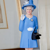 Kikkerland - Queen Elizabeth II Solar Energy Powered Waving Statue (Derby Edition)