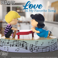 Precious Moments x Peanuts - Love Is My Favorite Song Musical Figurine 242104