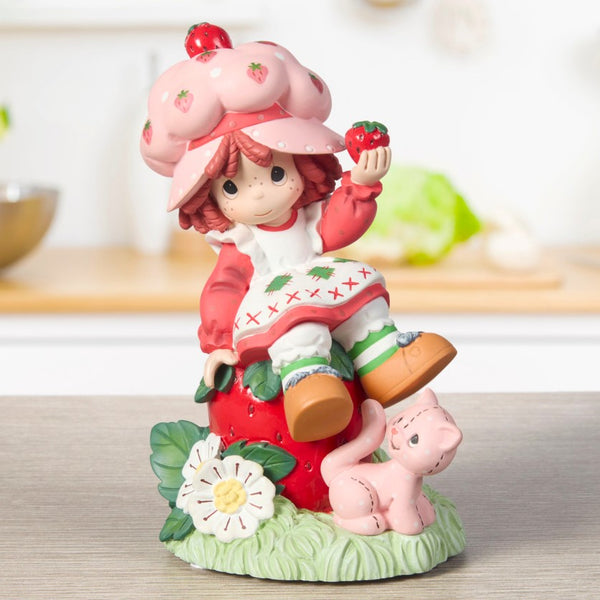 The World of Strawberry Shortcake™ x Precious Moments - You're So Berry Sweet 257001