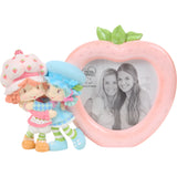 Precious Moments x Strawberry Shortcake - Berry Besties Photo Frame & Vase 257402