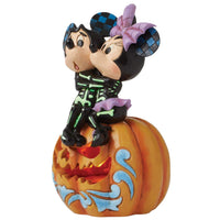 Jim Shore x Disney Traditions - Mickey & Minnie Spine-Tingling Sweethearts LED Figurine 6016596