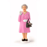 Kikkerland - Queen Elizabeth II Solar Energy Powered Waving Statue (Pink)