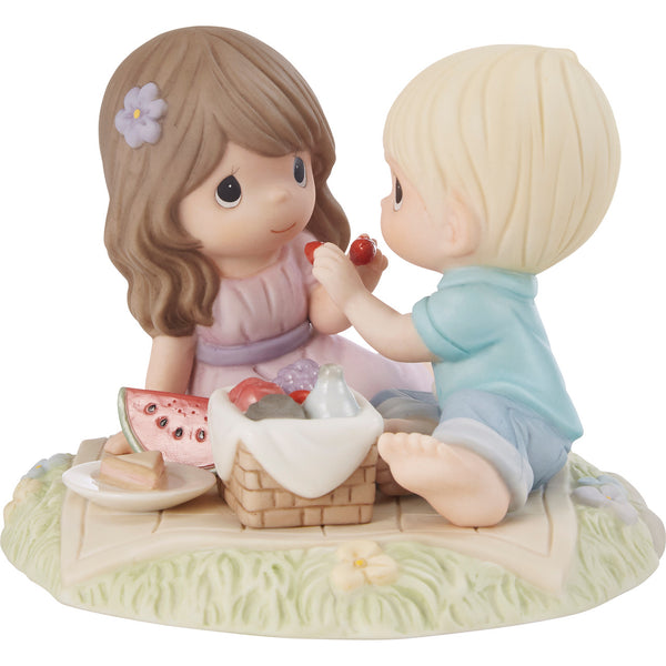 Precious Moments - Everyday with You Is A Picnic Love Couple Porcelain Figurine 212004