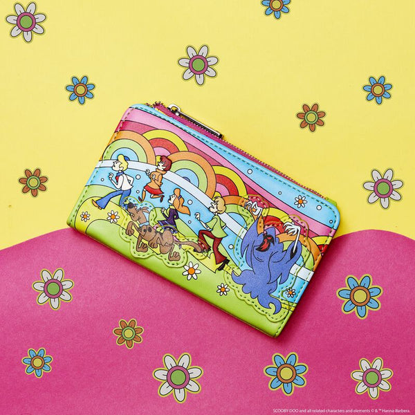 Loungefly Scooby Doo - Retro Rainbow Monster Chase Glow In The Dark Wallet SBDWA0005